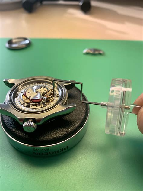 rolex regulieren lassen|Rolex speed adjustment.